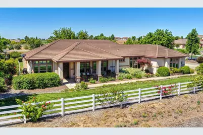 11880 Gidaro Drive, Elk Grove, CA 95624 - Photo 9