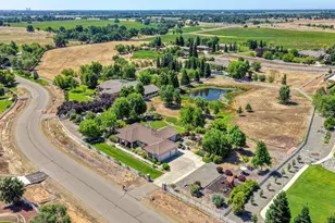 11880 Gidaro Dr, Elk Grove, CA 95624 - Photo 5