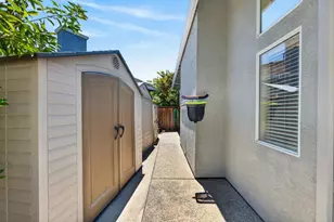3301 Turnbuckle Cir, Elk Grove, CA 95758 - Photo 49