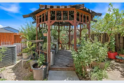 1750 Hicks Avenue, Olivehurst, CA 95961 - Photo 55