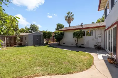 9133 Rosewood Drive, Sacramento, CA 95826 - Photo 33