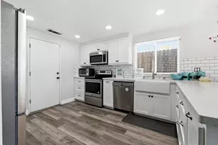 1073 Wickel St, Turlock, CA 95382 - Photo 13