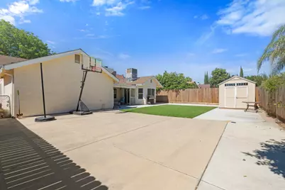 1073 Wickel Street, Turlock, CA 95382 - Photo 25