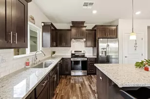 912 Hogan Rd, Galt, CA 95632 - Photo 13