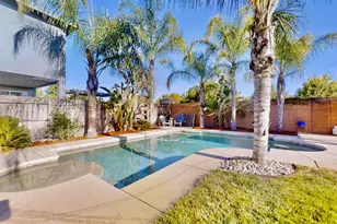 2220 Castle Pines Way, Roseville, CA 95747 - Photo 1