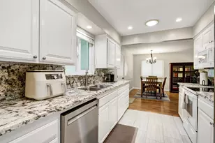 4472 Wyman Dr, Sacramento, CA 95821 - Photo 17
