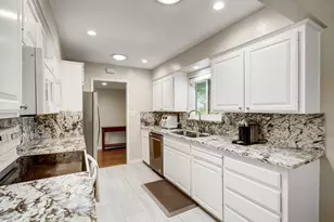 4472 Wyman Dr, Sacramento, CA 95821 - Photo 15