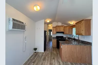 E San Antonio Street #23, San Jose, CA 95116 - Photo 5