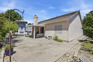 8329 Oakwood Hills Cir, Citrus Heights, CA 95610 - Photo 37