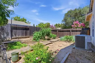 8329 Oakwood Hills Cir, Citrus Heights, CA 95610 - Photo 43