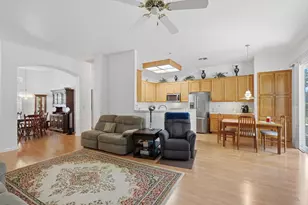 8329 Oakwood Hills Cir, Citrus Heights, CA 95610 - Photo 21