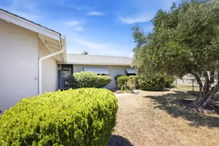 3658 Fallis Cir, Sacramento, CA 95832 - Photo 7