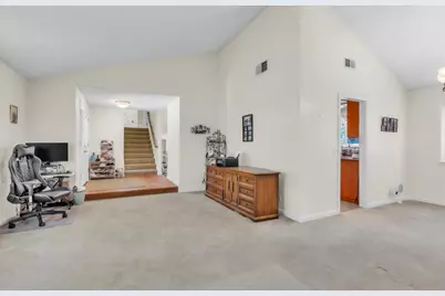 8559 Coral Crest Court, Elk Grove, CA 95624 - Photo 9
