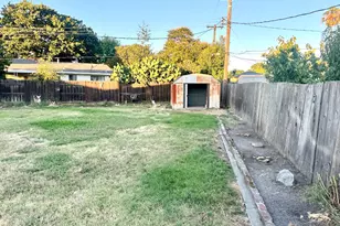 7212 Los Molinas Ln, Stockton, CA 95207 - Photo 43