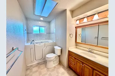 7212 Los Molinas Lane, Stockton, CA 95207 - Photo 27