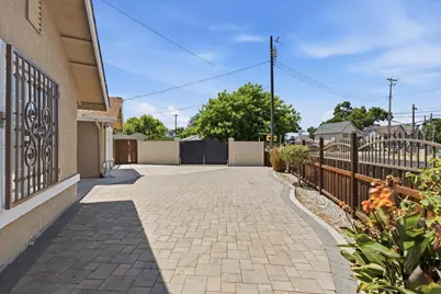 3700 12th Avenue, Sacramento, CA 95817 - Photo 3