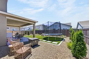 8330 Claret St, Roseville, CA 95747 - Photo 25