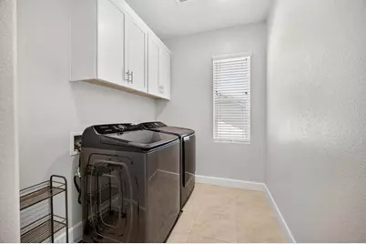 8330 Claret Street, Roseville, CA 95747 - Photo 19