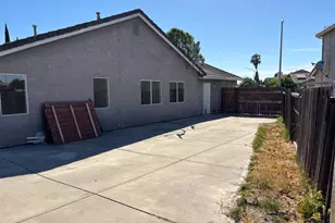 4956 Miramare Ln, Stockton, CA 95206 - Photo 7