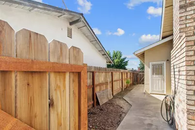 2219 Vernon Drive, Escalon, CA 95320 - Photo 31