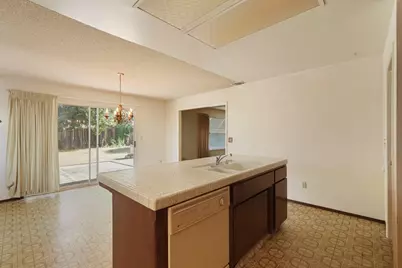 8744 Lodestone Circle, Elk Grove, CA 95624 - Photo 15