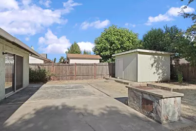 8744 Lodestone Circle, Elk Grove, CA 95624 - Photo 39