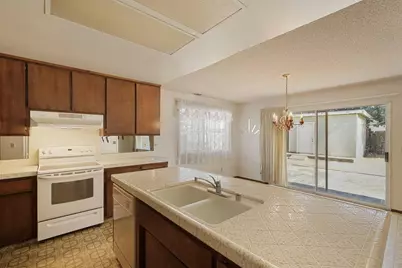 8744 Lodestone Circle, Elk Grove, CA 95624 - Photo 17