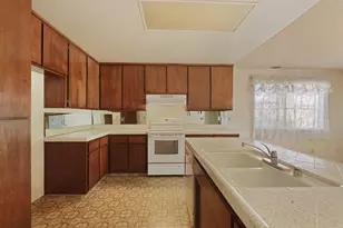 8744 Lodestone Cir, Elk Grove, CA 95624 - Photo 17