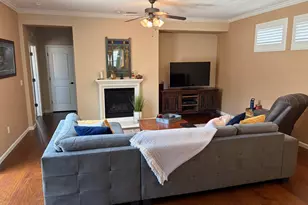 4385 Hovnanian Dr, Sacramento, CA 95834 - Photo 3