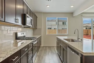 1863 Lateral Avenue, Manteca, CA 95337 - Photo 7