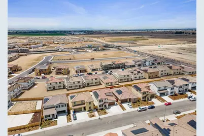 1863 Lateral Avenue, Manteca, CA 95337 - Photo 41