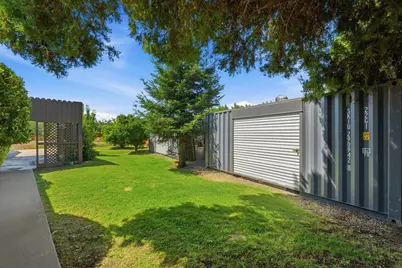 7148 E Waterloo Road, Stockton, CA 95215 - Photo 11