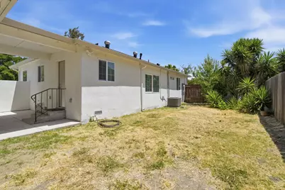 1404 Middlefield Avenue, Stockton, CA 95204 - Photo 27