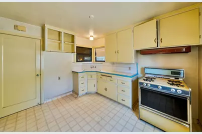 3372 65th Street, Sacramento, CA 95820 - Photo 9