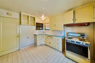 3372 65th St, Sacramento, CA 95820 - Photo 9