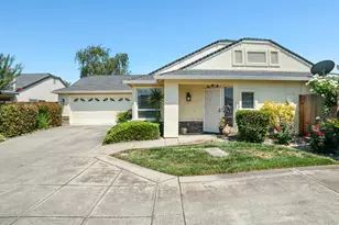 596 Village Dr, Galt, CA 95632 - Photo 1