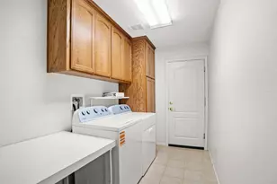 596 Village Dr, Galt, CA 95632 - Photo 13