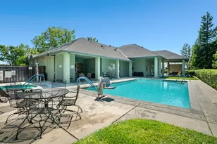 596 Village Dr, Galt, CA 95632 - Photo 25