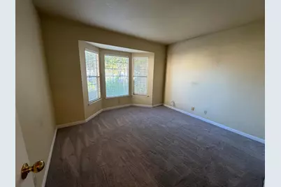 5825 Laguna Trail Way, Elk Grove, CA 95758 - Photo 29