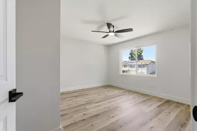 5417 Elk Hollow Court, Elk Grove, CA 95758 - Photo 27