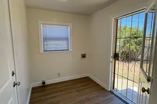 4501 Roosevelt Ave, Sacramento, CA 95820 - Photo 11