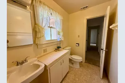 1053 Sycamore Avenue, Gustine, CA 95322 - Photo 27