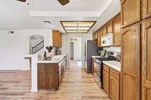 5209 Meadowland Way, Elk Grove, CA 95758 - Photo 19