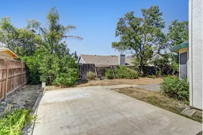 5209 Meadowland Way, Elk Grove, CA 95758 - Photo 47