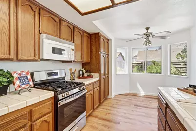 5209 Meadowland Way, Elk Grove, CA 95758 - Photo 23