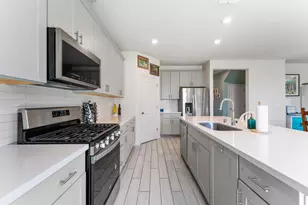 770 Berryessa Way, Olivehurst, CA 95961 - Photo 15