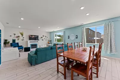 770 Berryessa Way, Olivehurst, CA 95961 - Photo 17
