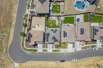 770 Berryessa Way, Olivehurst, CA 95961 - Photo 57