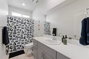 770 Berryessa Way, Olivehurst, CA 95961 - Photo 35