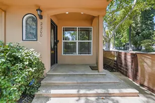 2200 23rd St, Sacramento, CA 95818 - Photo 5